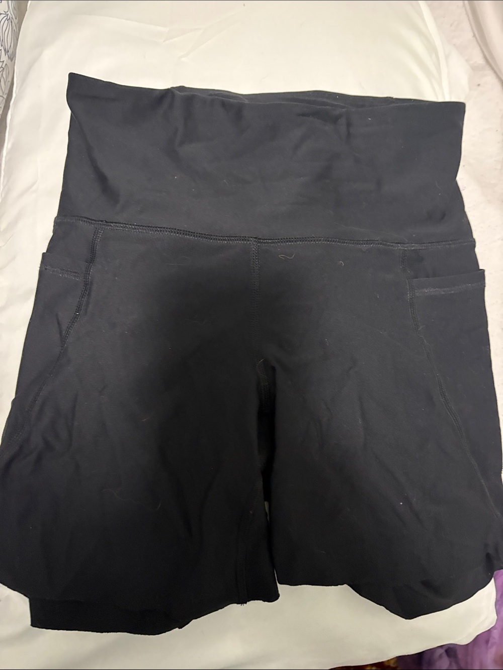 Old Navy Black High-Waist Athletic Shorts with Side Pockets